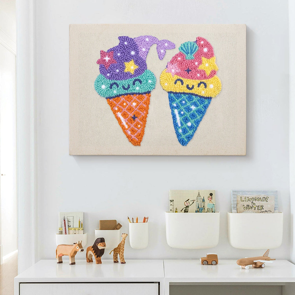 Icy Besties - Judy Paint